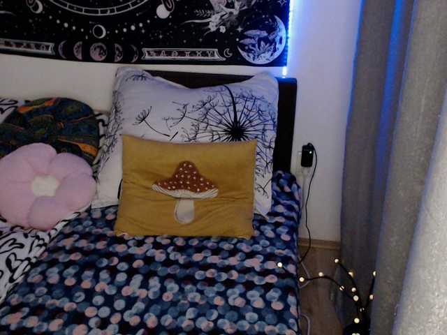 RacyRoby live cam on BongaCams