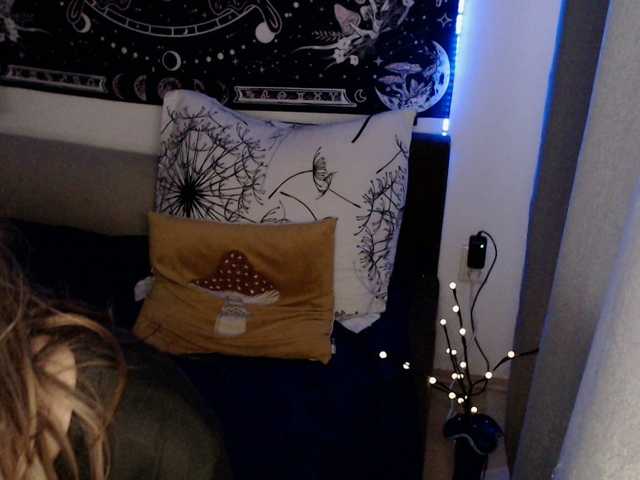 RacyRoby live cam on BongaCams
