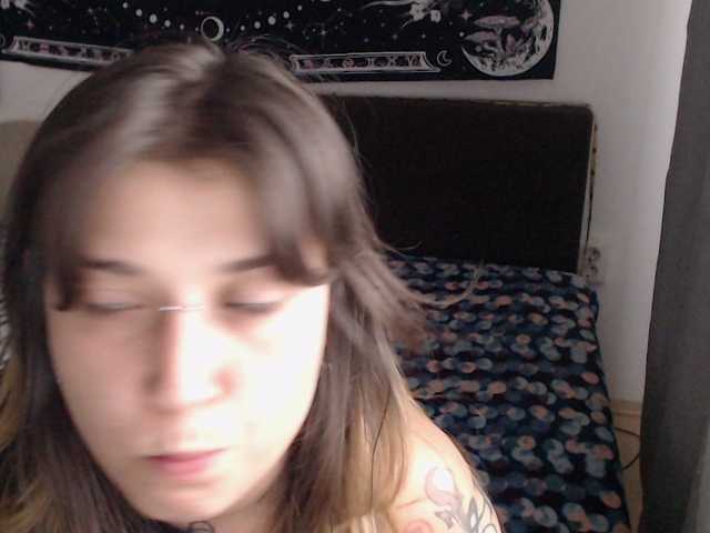 RacyRoby live cam on BongaCams
