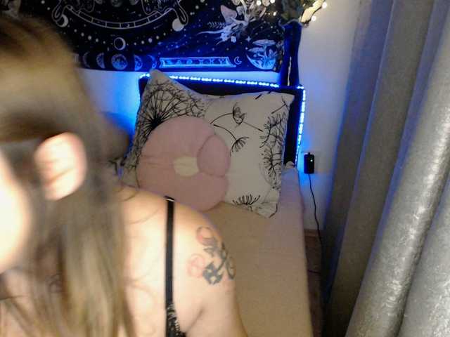 RacyRoby live cam on BongaCams