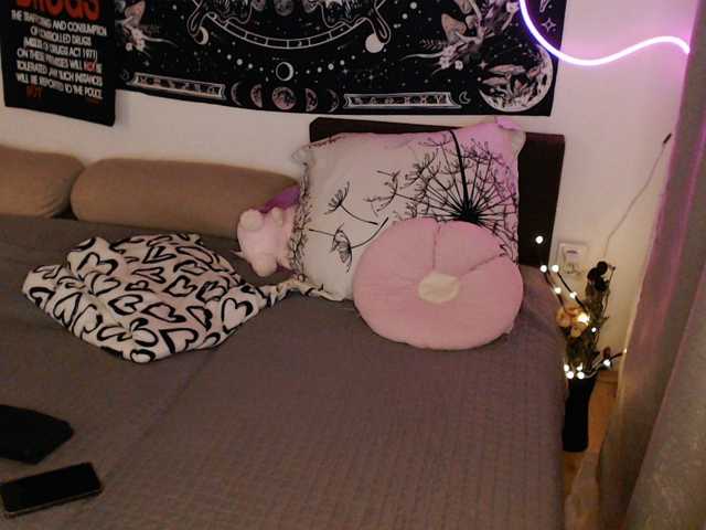 RacyRoby live cam on BongaCams