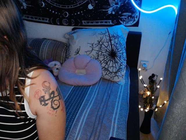 RacyRoby live cam on BongaCams