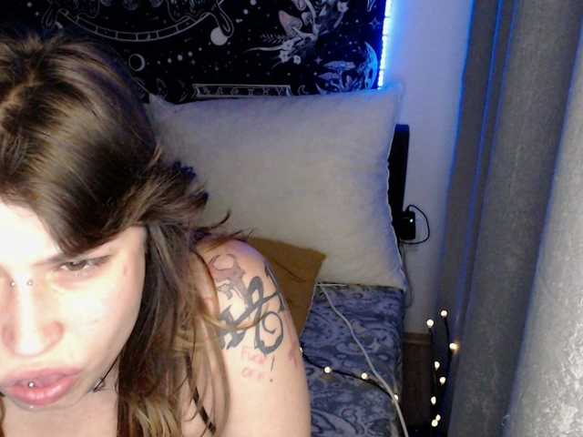 RacyRoby live cam on BongaCams