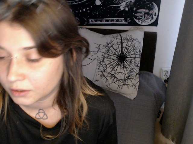 RacyRoby live cam on BongaCams