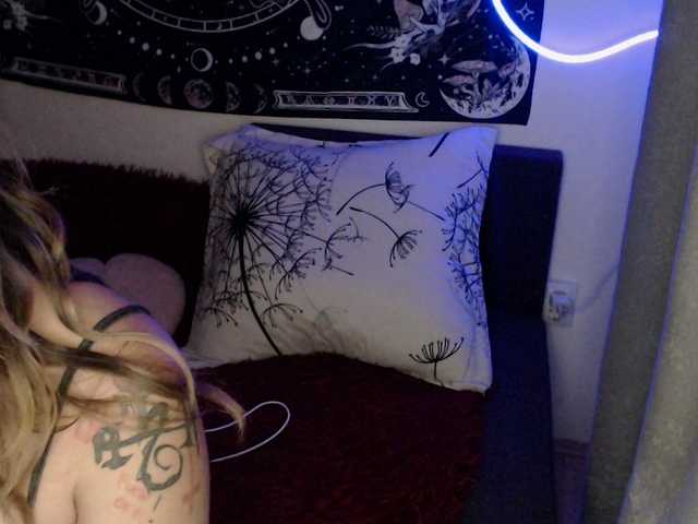 RacyRoby live cam on BongaCams