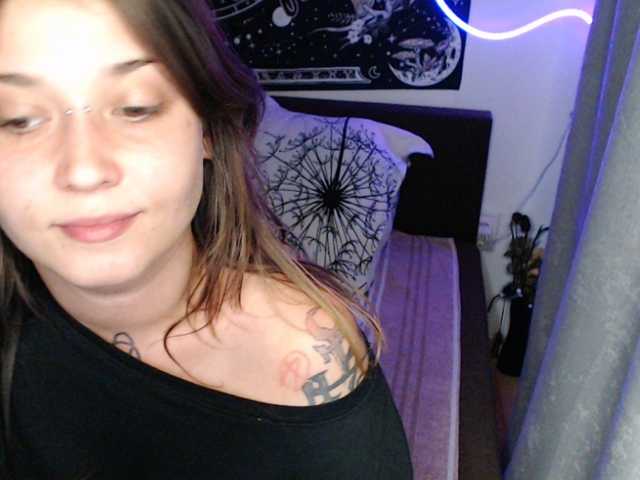 RacyRoby live cam on BongaCams