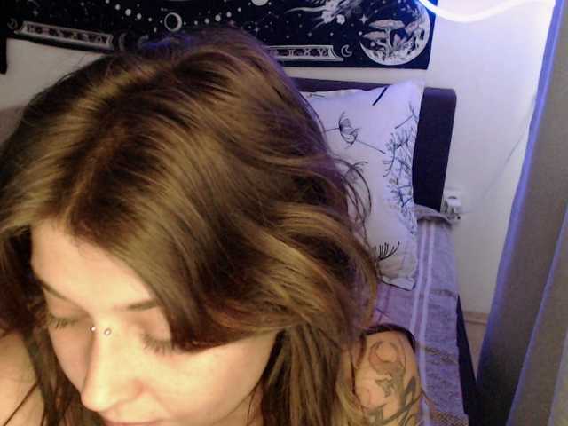 RacyRoby live cam on BongaCams
