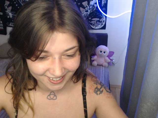 RacyRoby live cam on BongaCams