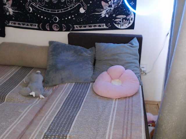 RacyRoby live cam on BongaCams
