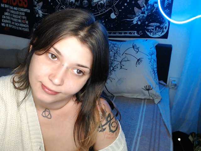 RacyRoby live cam on BongaCams