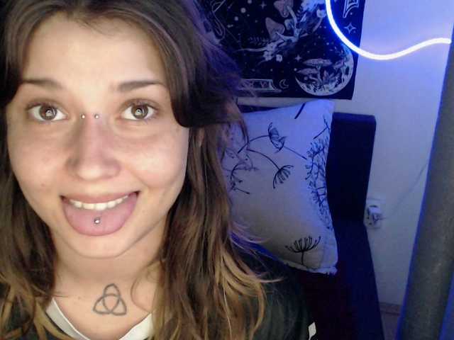RacyRoby live cam on BongaCams