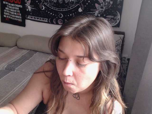 RacyRoby live cam on BongaCams