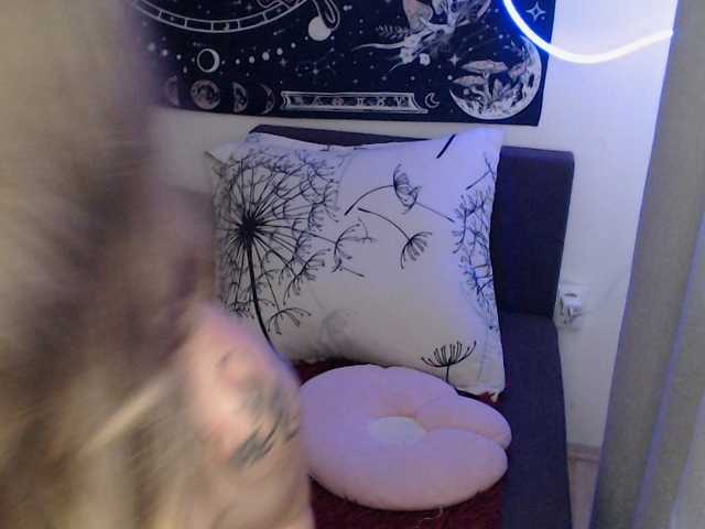 RacyRoby live cam on BongaCams