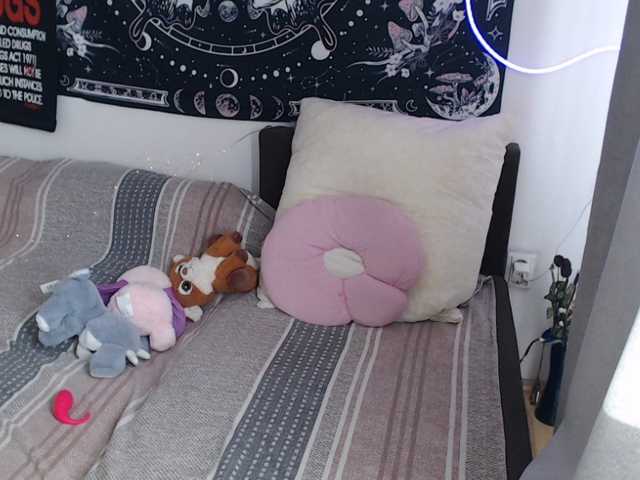 RacyRoby live cam on BongaCams