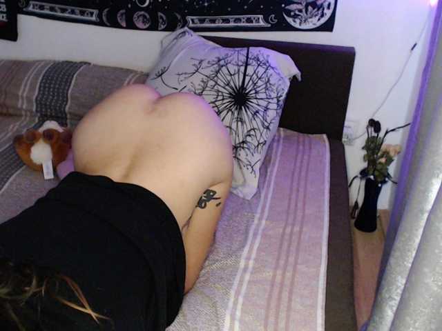 RacyRoby live cam on BongaCams