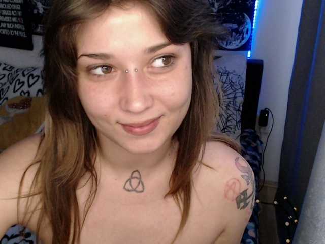 RacyRoby live cam on BongaCams