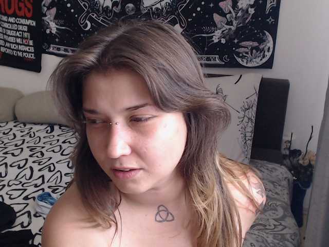 RacyRoby live cam on BongaCams