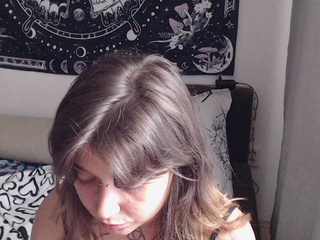RacyRoby live cam on BongaCams