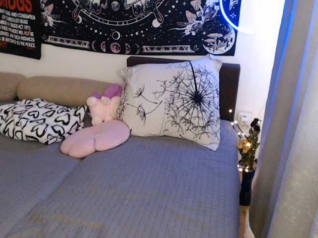 RacyRoby live cam on BongaCams