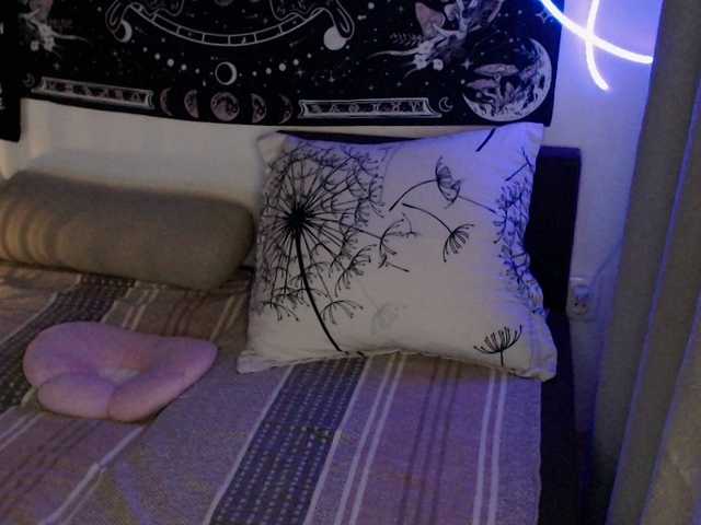 RacyRoby live cam on BongaCams
