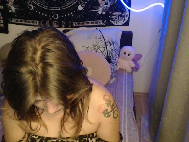 RacyRoby live cam on BongaCams