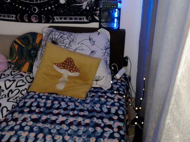 RacyRoby live cam on BongaCams