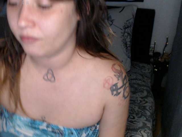 RacyRoby live cam on BongaCams