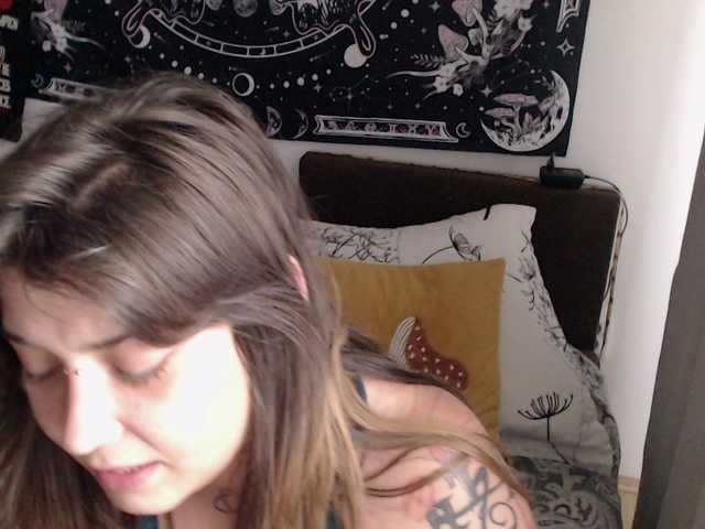 Sex chat gratuit in direct cu RacyRoby pe BongaCams