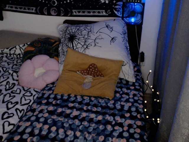 RacyRoby live cam on BongaCams