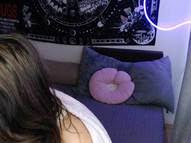 RacyRoby live cam on BongaCams