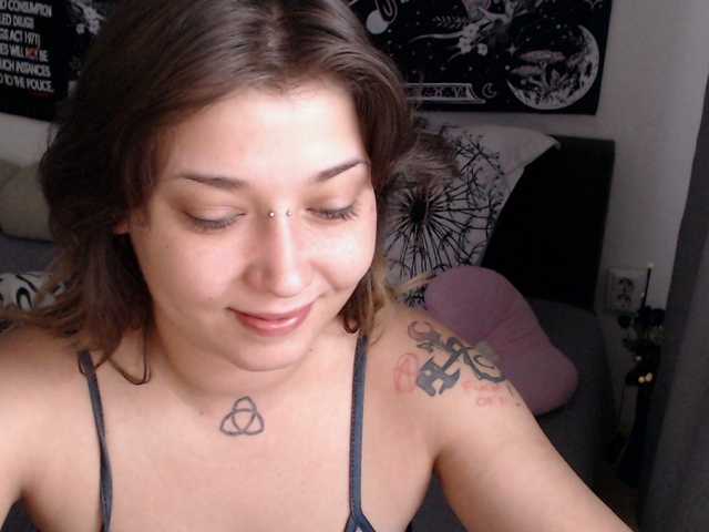 RacyRoby live cam on BongaCams