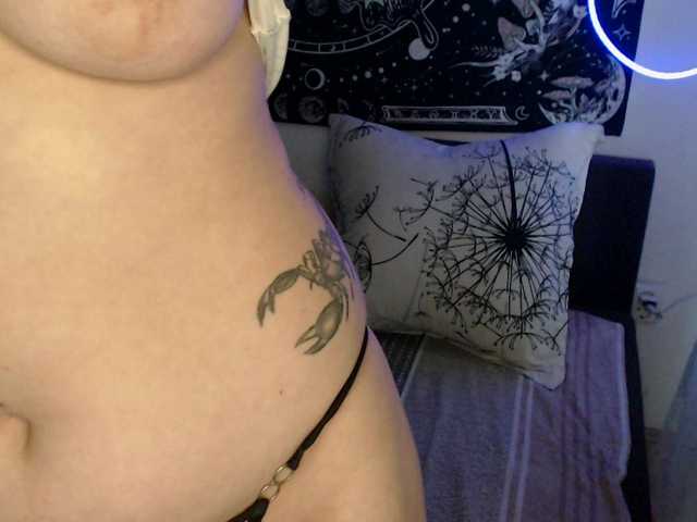 RacyRoby live cam on BongaCams