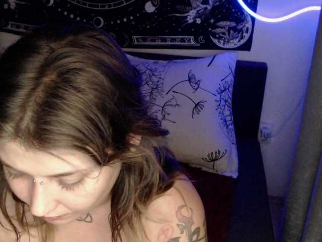 RacyRoby live cam on BongaCams