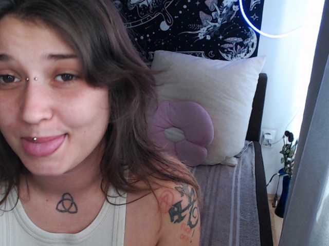 RacyRoby live cam on BongaCams
