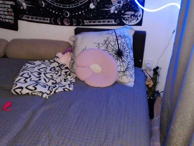 RacyRoby live cam on BongaCams