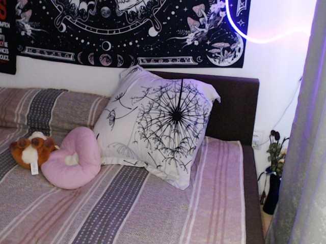 RacyRoby live cam on BongaCams