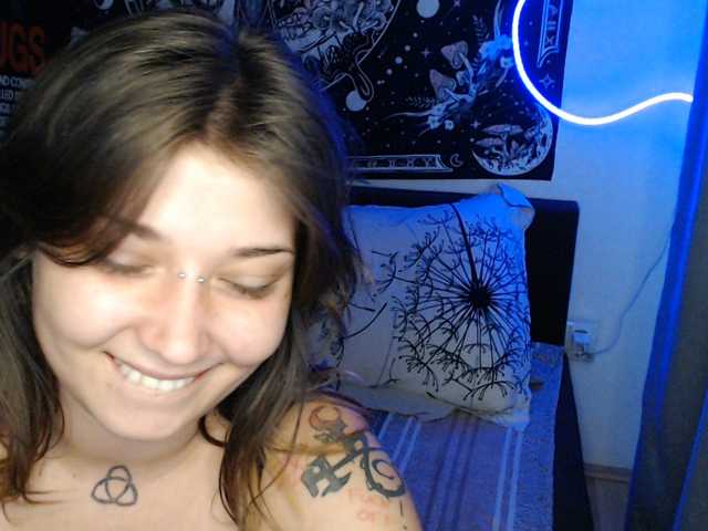 RacyRoby live cam on BongaCams