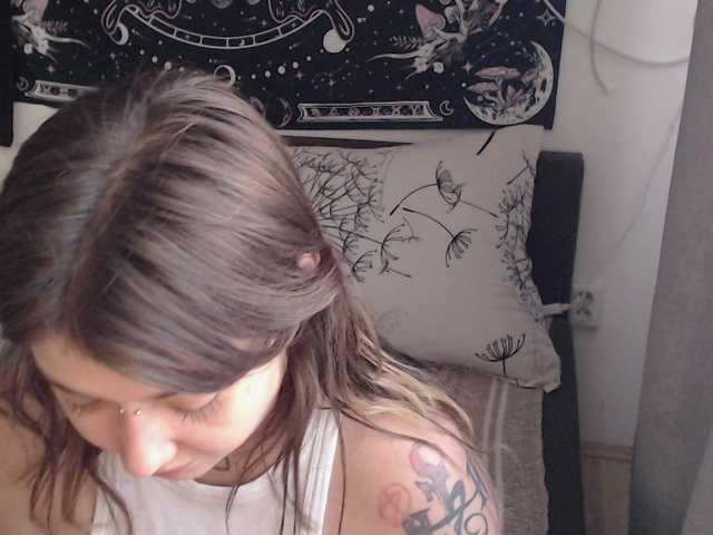 RacyRoby live cam on BongaCams