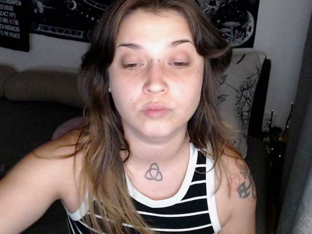 RacyRoby live cam on BongaCams