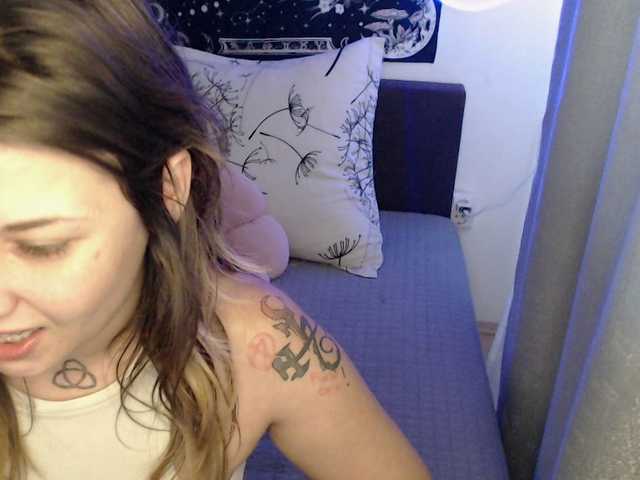 RacyRoby live cam on BongaCams