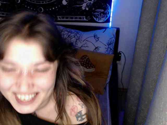 RacyRoby webcam