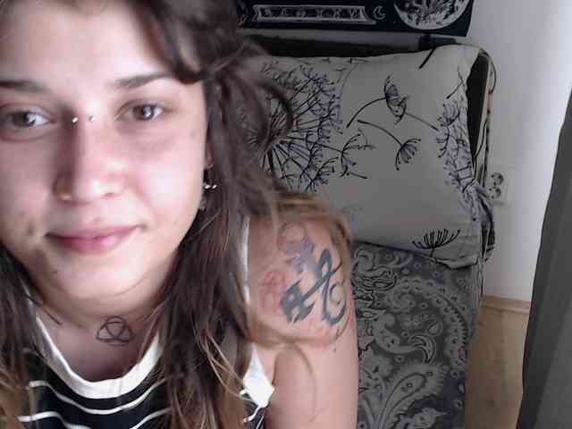 RacyRoby webcam