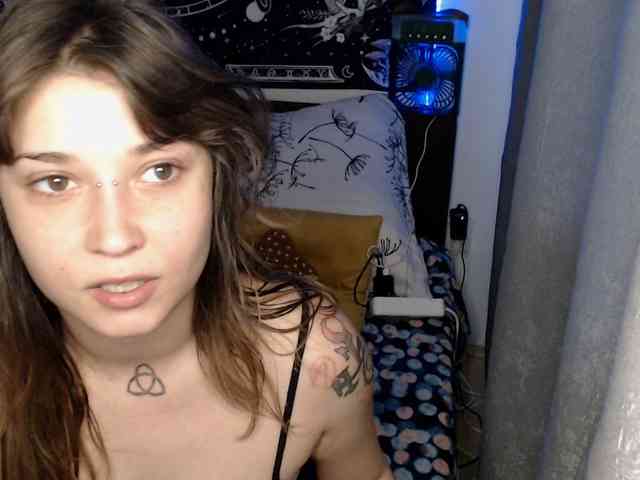 RacyRoby webcam