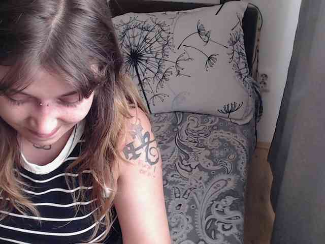 RacyRoby webcam