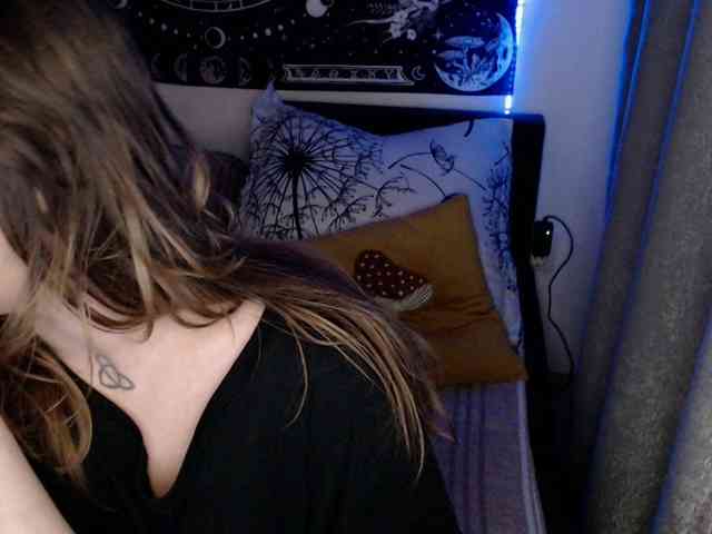 RacyRoby webcam