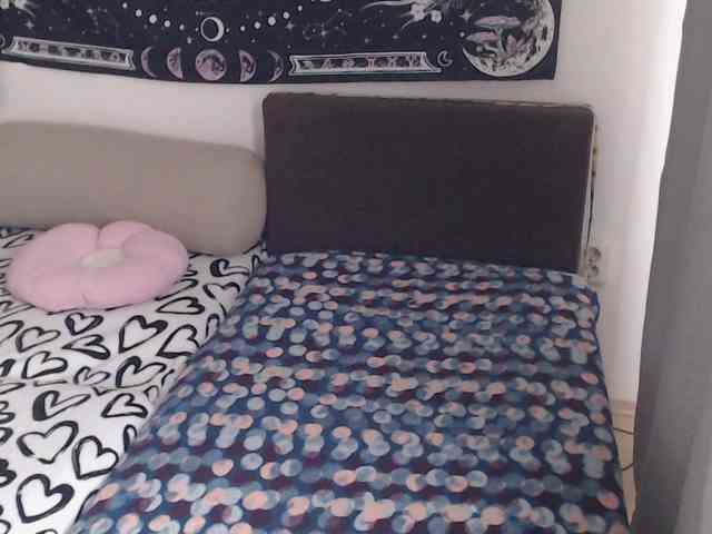 RacyRoby webcam