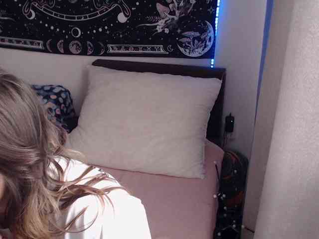 RacyRoby webcam
