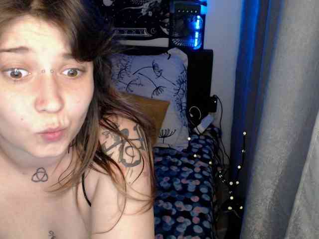 RacyRoby webcam