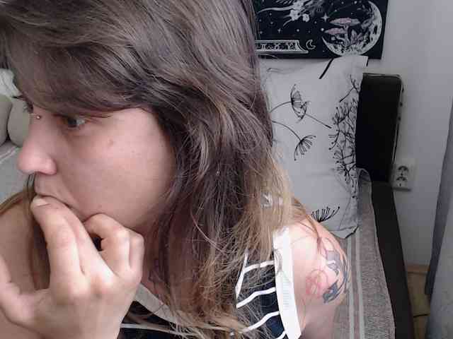 RacyRoby webcam