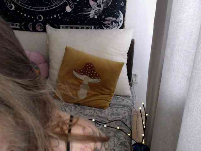 RacyRoby webcam
